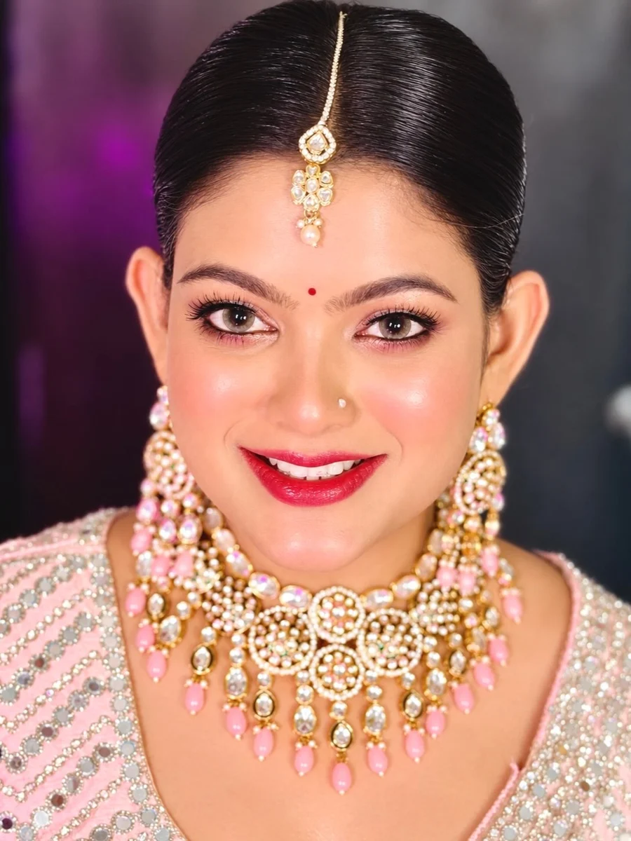 Flawless bridal glow after makeover - Soft Bridal Elegance